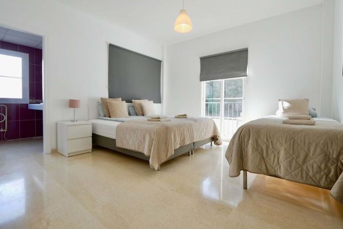 Image No.20-6 Bed Villa for sale