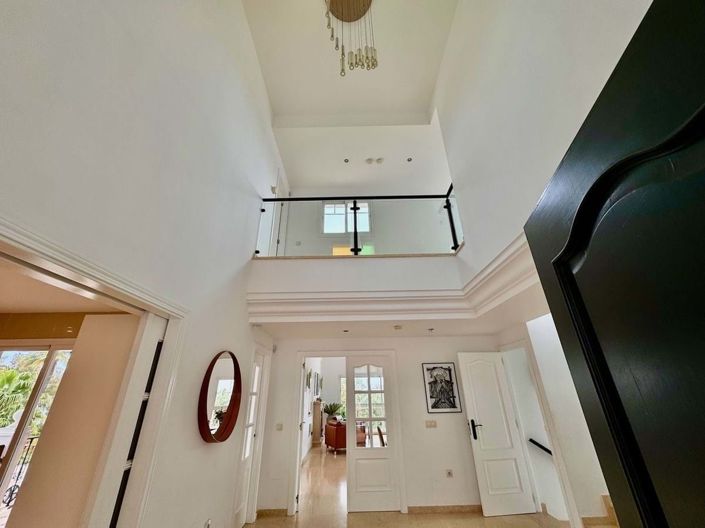 Image No.32-6 Bed Villa for sale