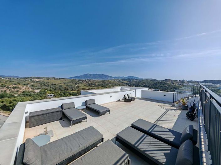 Image No.23-4 Bed Penthouse for sale