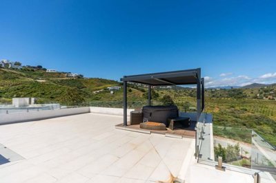 1447-629744-78d1f4f8b6655591b02d22fabb36a692d