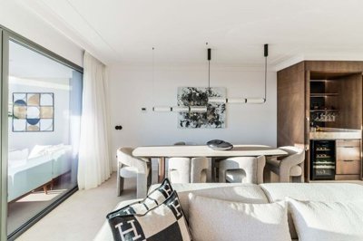 1447-644561-78d1f4f8b6655591b02d22fabb36a692d