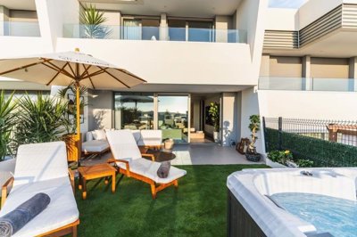 1447-644561-78d1f4f8b6655591b02d22fabb36a692d