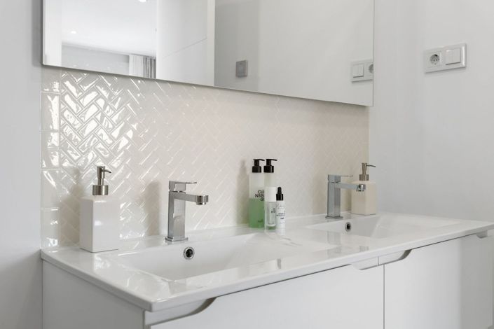 Image No.21-3 Bed Semi-Detached for sale