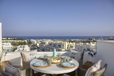 1447-638892-78d1f4f8b6655591b02d22fabb36a692d