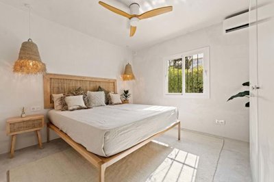 1447-644554-78d1f4f8b6655591b02d22fabb36a692d