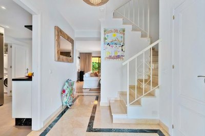 1447-647678-78d1f4f8b6655591b02d22fabb36a692d