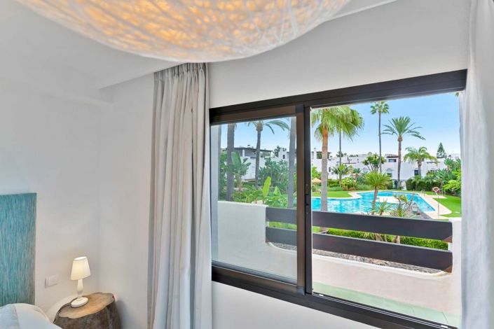 Image No.19-4 Bed Townhouse for sale