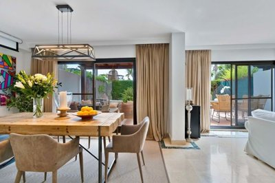 1447-647678-78d1f4f8b6655591b02d22fabb36a692d