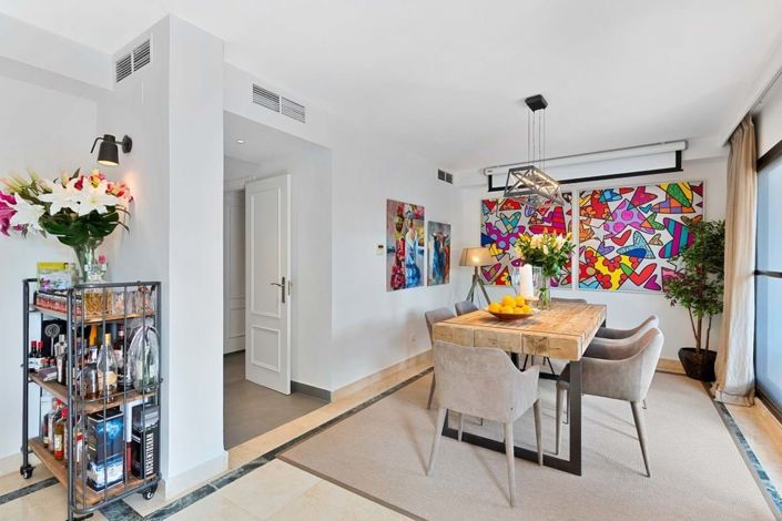 Image No.9-4 Bed Townhouse for sale