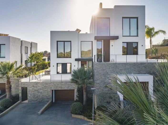 Image No.3-5 Bed Semi-Detached for sale