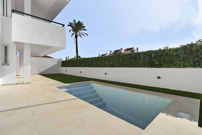 Image No.34-4 Bed Villa for sale