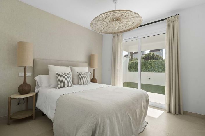 Image No.42-4 Bed Villa for sale