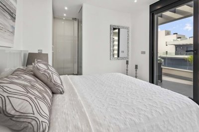 1447-642065-78d1f4f8b6655591b02d22fabb36a692d