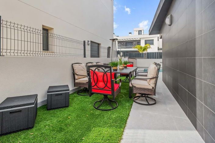 Image No.23-3 Bed Villa for sale