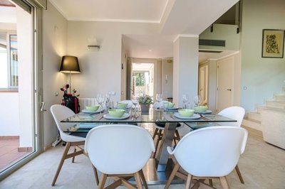 1447-657420-78d1f4f8b6655591b02d22fabb36a692d