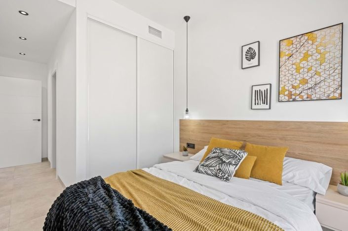 Image No.25-3 Bed Villa for sale