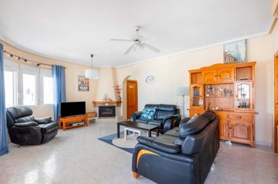 1447-657430-78d1f4f8b6655591b02d22fabb36a692d