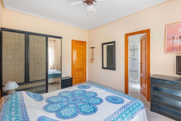 Image No.20-Villa de 5 chambres à vendre à Orihuela Costa