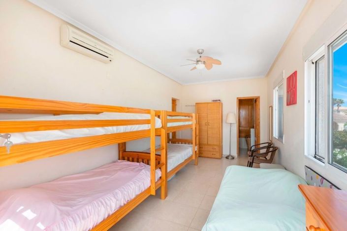 Image No.29-Villa de 5 chambres à vendre à Orihuela Costa