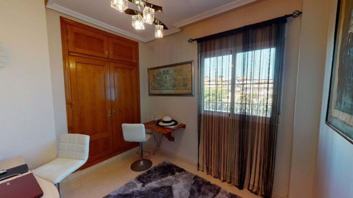 Image No.10-Villa de 5 chambres à vendre à Orihuela Costa