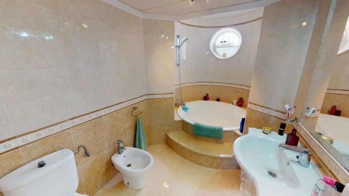 Image No.21-Villa de 5 chambres à vendre à Orihuela Costa