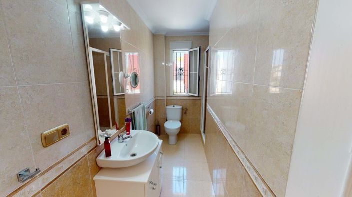 Image No.9-Villa de 5 chambres à vendre à Orihuela Costa