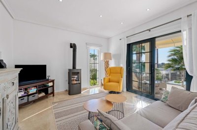 1447-657432-78d1f4f8b6655591b02d22fabb36a692d