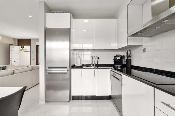 Image No.7-3 Bed Townhouse for sale