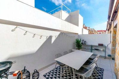 1447-657434-78d1f4f8b6655591b02d22fabb36a692d