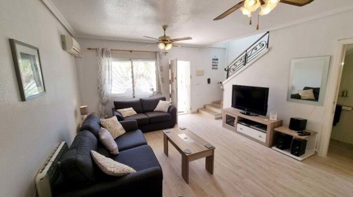 Image No.5-3 Bed Townhouse for sale