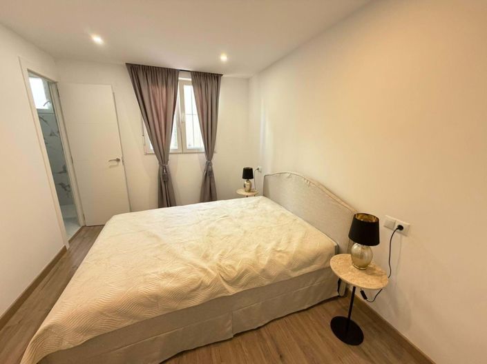 Image No.17-4 Bed Townhouse for sale