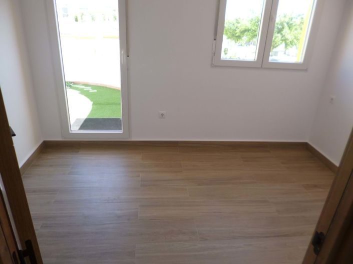 Image No.11-4 Bed Villa for sale