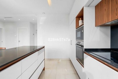 1447-657526-78d1f4f8b6655591b02d22fabb36a692d