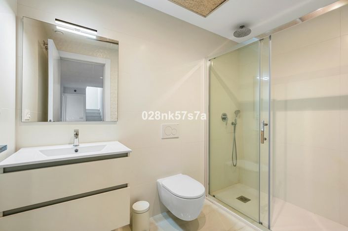 Image No.34-4 Bed Villa for sale