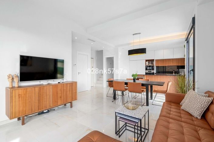 Image No.7-4 Bed Villa for sale