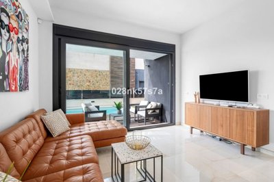 1447-657526-78d1f4f8b6655591b02d22fabb36a692d