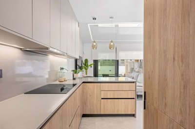 1447-657527-78d1f4f8b6655591b02d22fabb36a692d