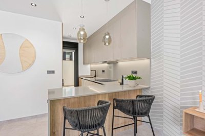 1447-657527-78d1f4f8b6655591b02d22fabb36a692d