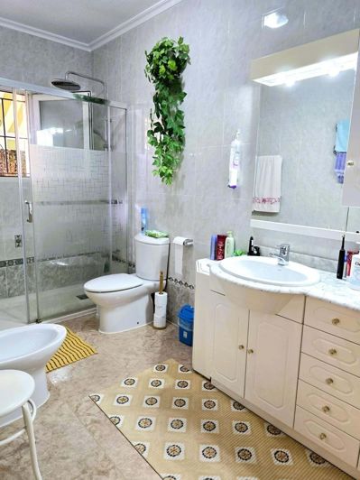 Image No.19-3 Bed Villa for sale