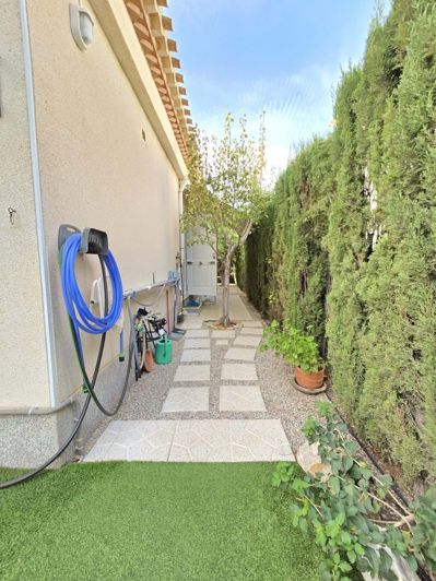 Image No.27-3 Bed Villa for sale