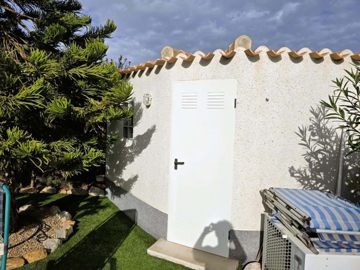 Image No.28-3 Bed Villa for sale