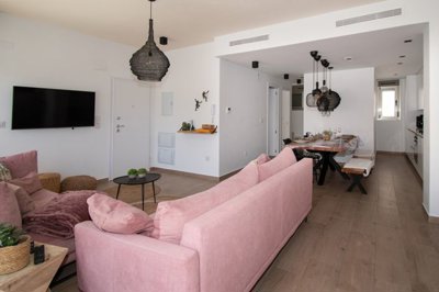 1447-657532-78d1f4f8b6655591b02d22fabb36a692d