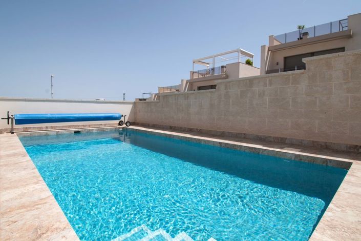 Image No.7-5 Bed Villa for sale