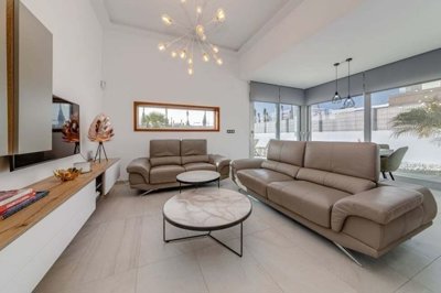 1447-657568-78d1f4f8b6655591b02d22fabb36a692d