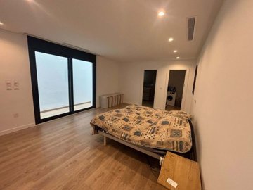 1447-657570-78d1f4f8b6655591b02d22fabb36a692d