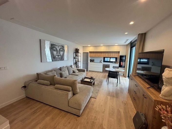 Image No.5-4 Bed Villa for sale