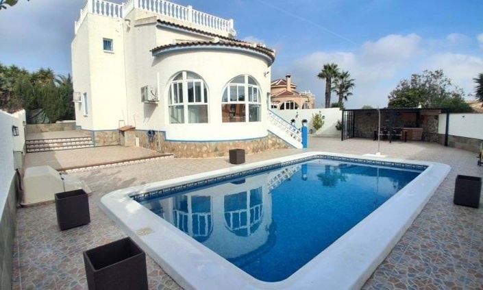 Image No.4-5 Bed Villa for sale
