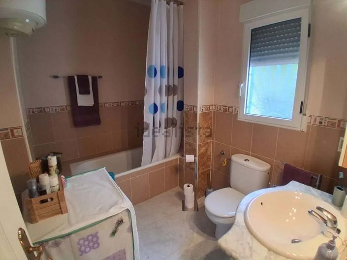 Image No.12-5 Bed Villa for sale