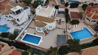 1447-657584-78d1f4f8b6655591b02d22fabb36a692d