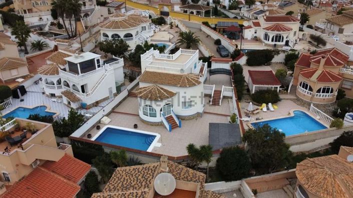 Image No.3-5 Bed Villa for sale